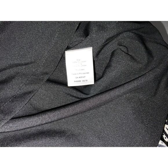 Talbots Paisley Crepe Shift Dress Women's Size 2P Bell Sleeves Black and White - Picture 5 of 9